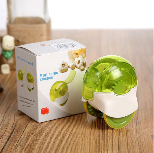Manual Mini Garlic Chopper - Creative Kitchen Tool